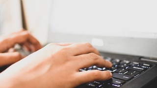 Нейрожарроҳларга кўмакчи робот ишлаб чиқилди