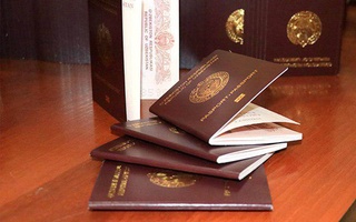 Законопроект: готовые ID-карты и загранпаспорта можно будет получить не выходя из дома