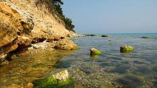 Bortida sayyohlar bo'lgan samolyot Korsika sohillari yaqinida halokatga uchradi