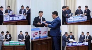 Политические партии представили ЦИК подписные листы