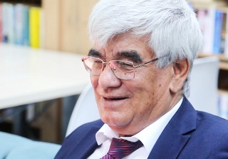 Адабиёти бор элнинг  руҳи бақувват бўлади