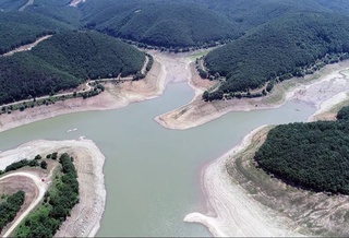 Дар Истамбул аз сабаби кам будани обанборҳо ду моҳина захираи об боқӣ монд