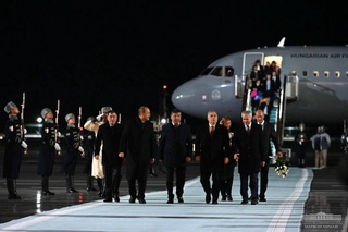 Сарвазири Венгрия ба Самарқанд омад