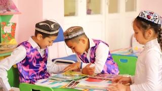 Фурқат туманида мактабгача таълим билан қамраб олиш даражаси 97,4 фоизга етди