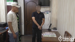 Аёлнинг ҳис-туйғуларида даромад орттириш ниятида бўлган эркак қўлга олинди