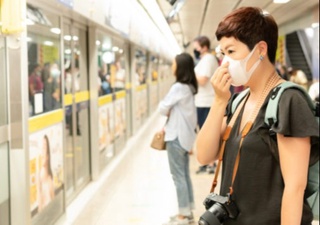 Сингапурда коронавирус тарқалишининг олдини олишда электрон билакузуклардан фойдаланилади