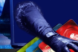 Bank karta mablagʼlari oʼzlashtirilgani fosh etildi