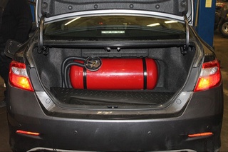 1 ноябрдан автомобилга газ баллон ўрнатилганидан сўнг "техпаспорт"ни алмаштириш талаб этилмайди