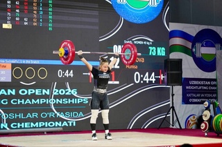 В Чирчике стартовали чемпионат Узбекистана и международный турнир по тяжелой атлетике