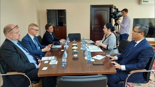 Омбудсман Финляндияның жаңадан тағайындалған Өзбекстандағы  елшісімен кездесті