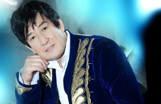 Eʼzoz topgan ijodkor yonib ishlaydi