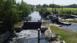Вода канала Салар не становится чище