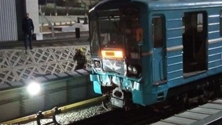 В ташкентском метрополитене ударились два состава поезда