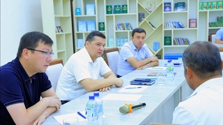 Заместитель министра юстиции изучил правовые вопросы предпринимателей Навоийской области