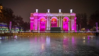 Toshkentda ochiq osmon ostida qurilgan muz maydoni bugun ochiladi