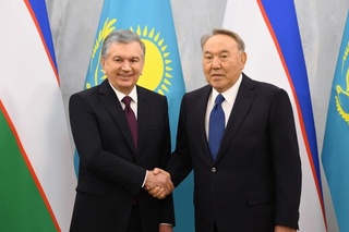 Shavkat Mirziyoyev meets with Nursultan Nazarbayev