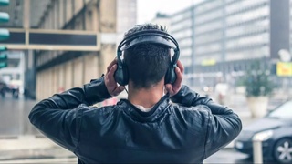 Kelgusi 25-yilda 2,5 milliard nafarga yaqin yoshlar eshitish qobiliyatini yoʻqotishi mumkin