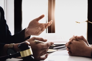 Алимент тўламаслик учун ота МИБ биносида ўз жонига қасд қилди