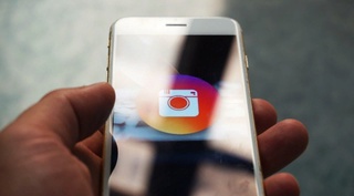 Apple yangi iPhone telefonlarining taqdimotini qoldirdi