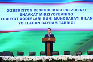 Тошкентда Тиббиёт ходимлари кунига бағишланган тантанали тадбир бўлиб ўтди