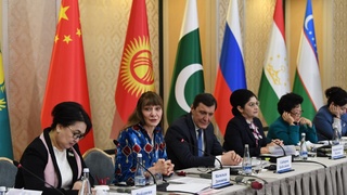 “ШҲТ маконида аёллар: ўзаро манфаатли ҳамкорлик”