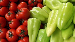 Начаты консультации по отмене введенных ограничений на поставку в Россию томатов и перца из Ферганской области