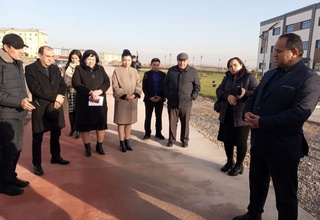 Журналистлар Нуробод қўрғонидаги “Ёшлар маркази”да амалга оширилган ишлар билан танишди