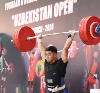 На Кубке Узбекистана по тяжелой атлетике был установлен мировой рекорд