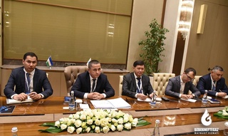 "Ўзбекнефтгаз” АЖ Бошқаруви раиси “Citi” ҳудудий банк директори билан учрашди