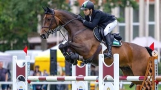 Крепче держись в седле!