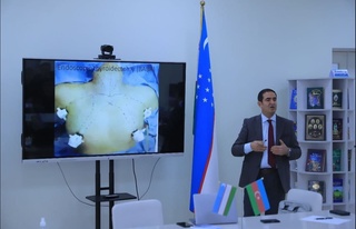 Ozarbayjonlik jarroh Namangan davlat universitetida mahorat darslarini oʻtdi