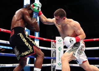 Isroil Madrimov Kroufordga qarshi jangda ochkolar bo'yicha mag'lub bo'ldi