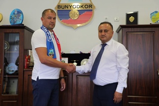 Aleksandr Krestinin — “Bunyodkor” bosh murabbiyi