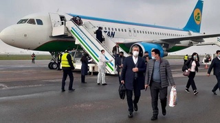 Ӯзбекистон карантини 10-рӯзаро барои онҳое, ки аз як қатор кишварҳо ворид мешаванд, бекор кард