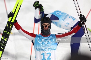 Пекин-2022: Норвегия терма жамоасини тўхтатиб бўлмаяпти