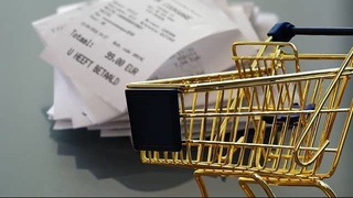 Фотографии чеков могут стать ценным товаром