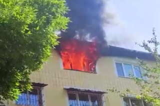 Тошкентда ёнғинда қолиб кетган бола қутқарилди