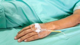 Испытания китайской вакцины в Бразилии приостановили после инцидента