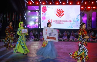 Наманганда 63-Халықаралық гүлдер фестивалінің жеңімпаздары марапатталды