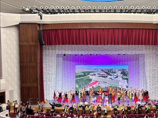 Навоийлик Фарҳодлар достони: "Қизилқум жавоҳирлари"дан сочилган ёғдулар