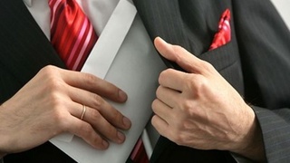 Maktablarda taʼmagirlik, korrupsiya nega barham topmayapti?