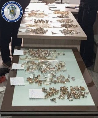 An attempt to illegally import gold from Kyrgyzstan worth more than 5.2 billion soums was stopped in the Ferghana Valley
