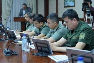 Совершенствуется деятельность таможенных брокеров и доставки международных курьерских отправлений