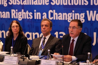 Решение экологических проблем и защита прав человека: лидерство международных организаций и национальных правозащитных институтов