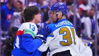 Хоккеисты Казахстана разгромно проиграли Словакии