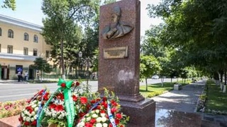 Творчество Махтумкули - символ дружбы узбекского и туркменского народов