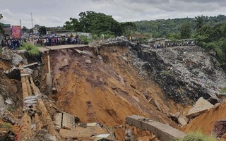 Seven people are missing due to a landslide in China's Guangdong Province