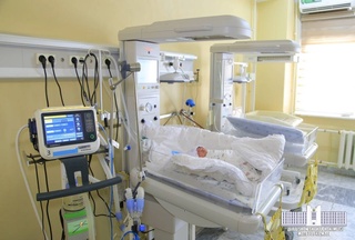 Зарафшанские врачи получили оборудование для неонтологии