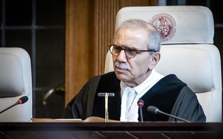 Глава суда ООН стал новым премьером Ливана