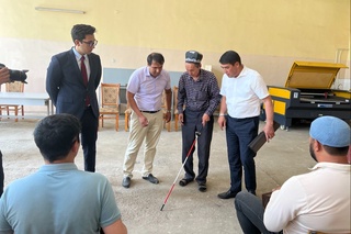 25 nafar koʻzi ojizlarga innovatsion hassalar topshirildi